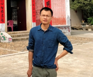 黄彩金 / 庄闲ag药业